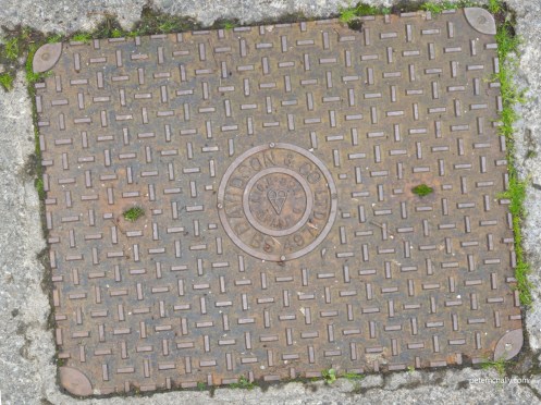 petemcnally_manholecover_diffuse